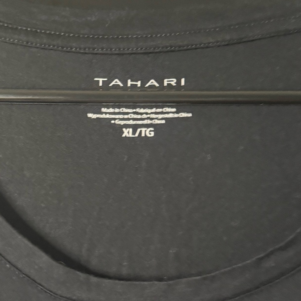Tahari Shirt Womens Large Black Long Sleeve Front Scoop Neck 291 - Picture 2 of 4